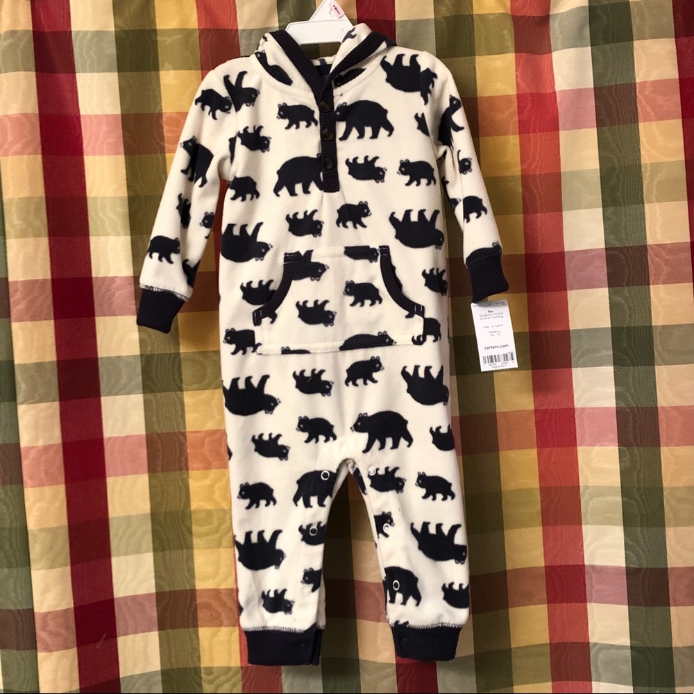 NWT 9 month Carter’s Outfit
